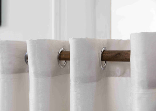 Βελούρ Σατέν Κουρτίνα Εκρού Σκίασης Με Κρίκο Υ290xΦ140cm AD6341-20