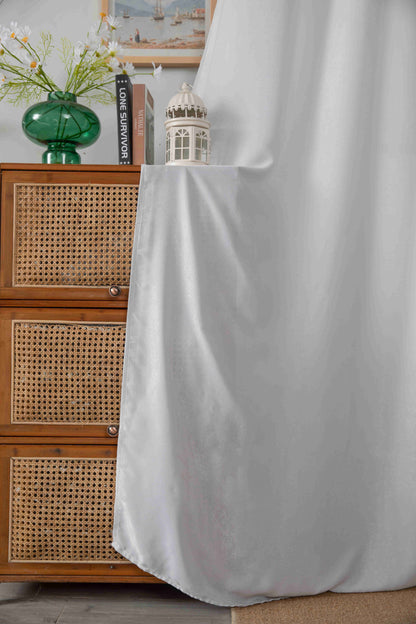 Βελούρ Σατέν Κουρτίνα Ανοιχτό Γκρί Σκίασης Με Κρίκο Υ290xΦ140cm AD6341-17