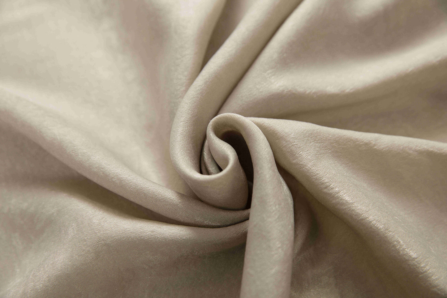 Βελούρ Σατέν Κουρτίνα Χρυσό Σκίασης Με Κρίκο Υ290xΦ140cm AD6341-14